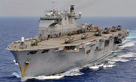 Reino Unido entrega a Brasil un antiguo portahelicópteros 